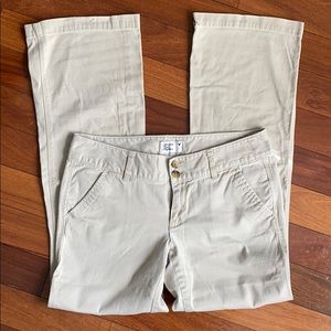 American Eagle Stretch Khaki Pants